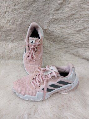 Adidas Womens Barricade 13 Tennis Shoes Size: US 6